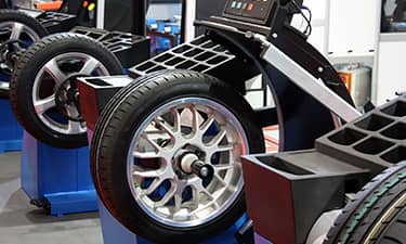 Car wheel balancing online price